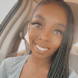 Meet your Posher, Michaela